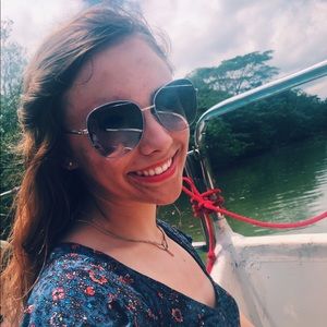 Meet your Posher, Tefany